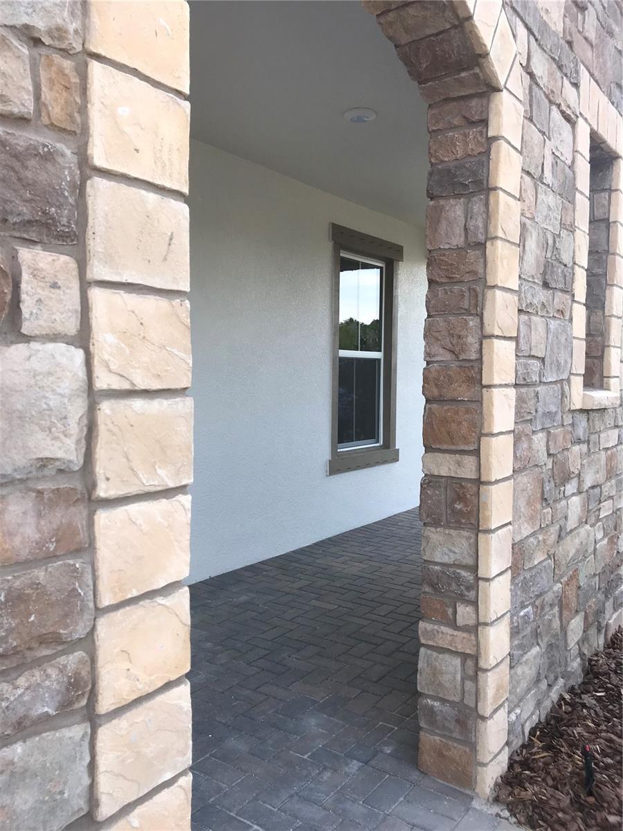 11638 SWEET TANGERINE LN, TAMPA, FL — photo 2