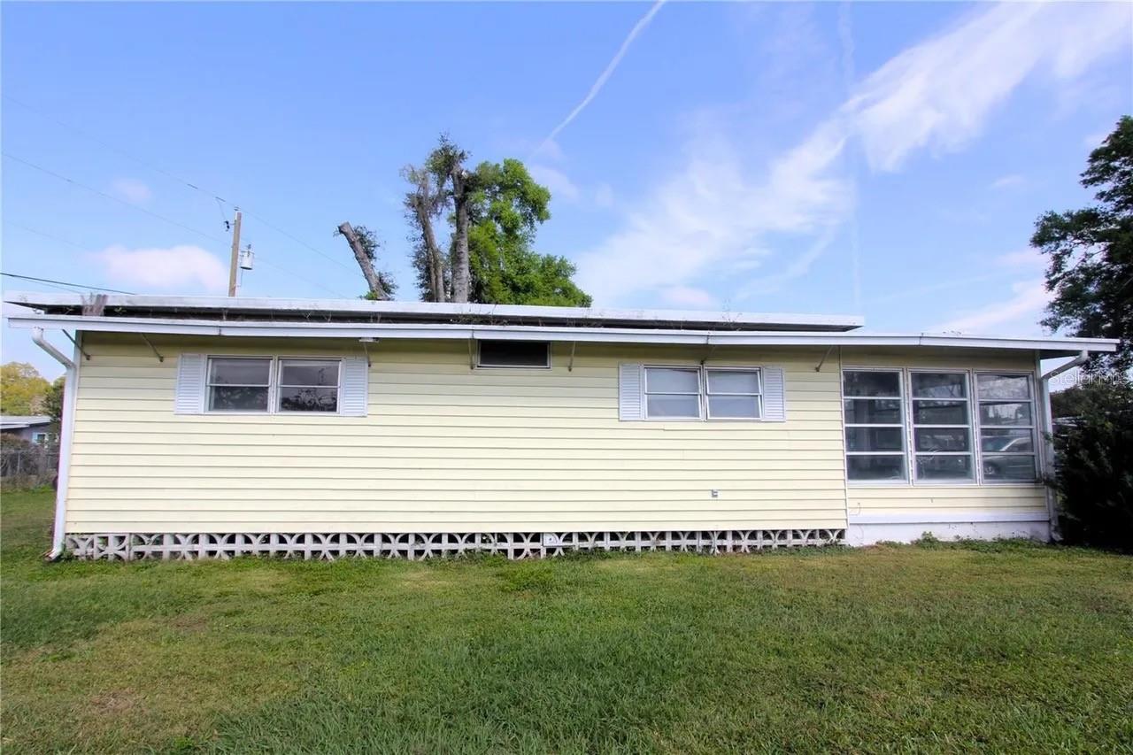 6021 RIDGEWOOD DR, ZEPHYRHILLS, FL — photo 3