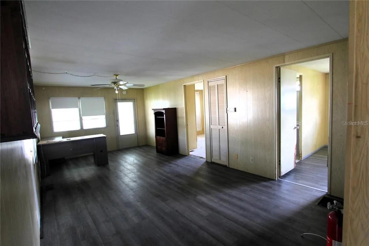 6021 RIDGEWOOD DR, ZEPHYRHILLS, FL — photo 8