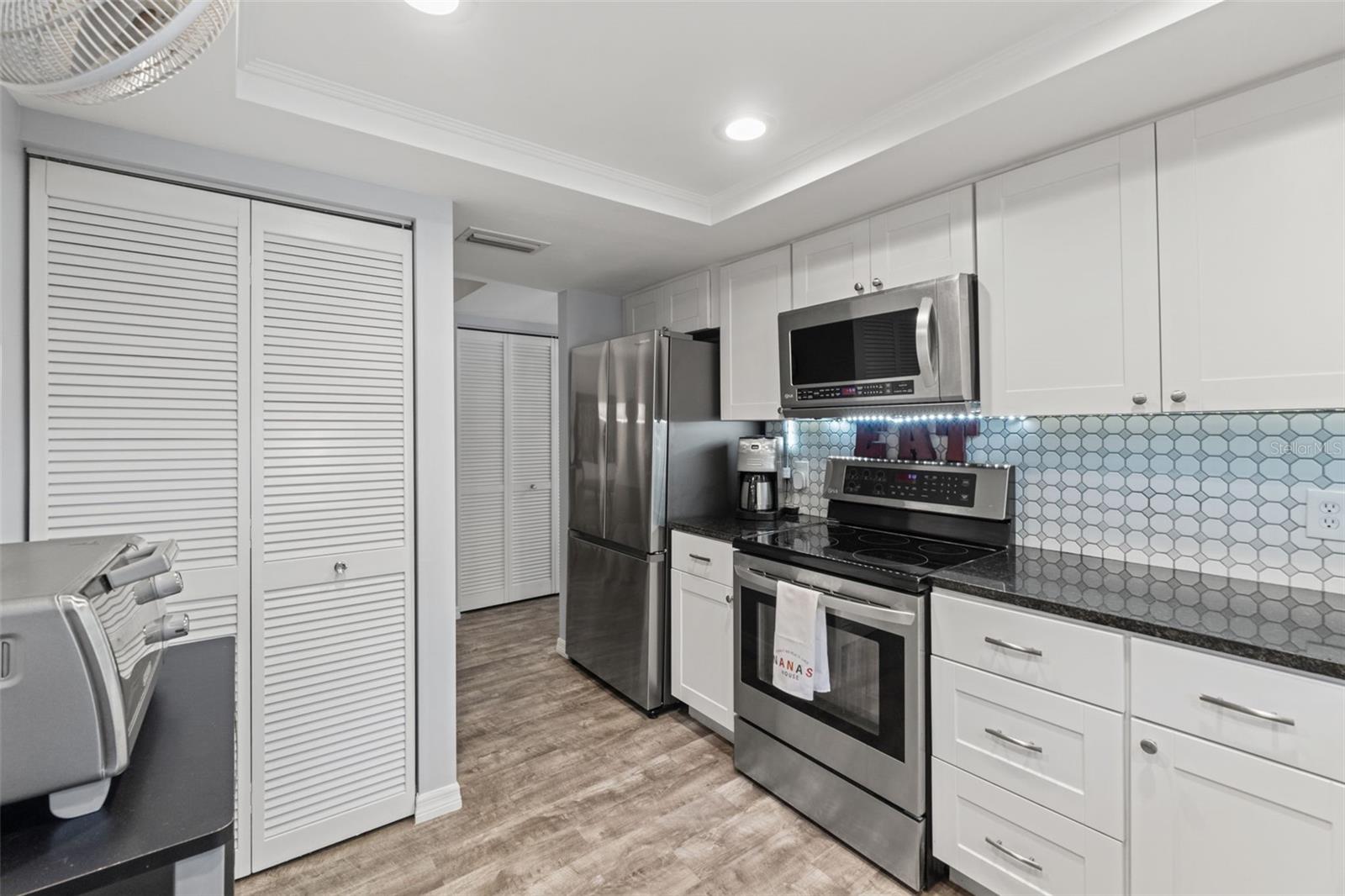 300 S FLORIDA AVE #600F, TARPON SPRINGS, FL — photo 14