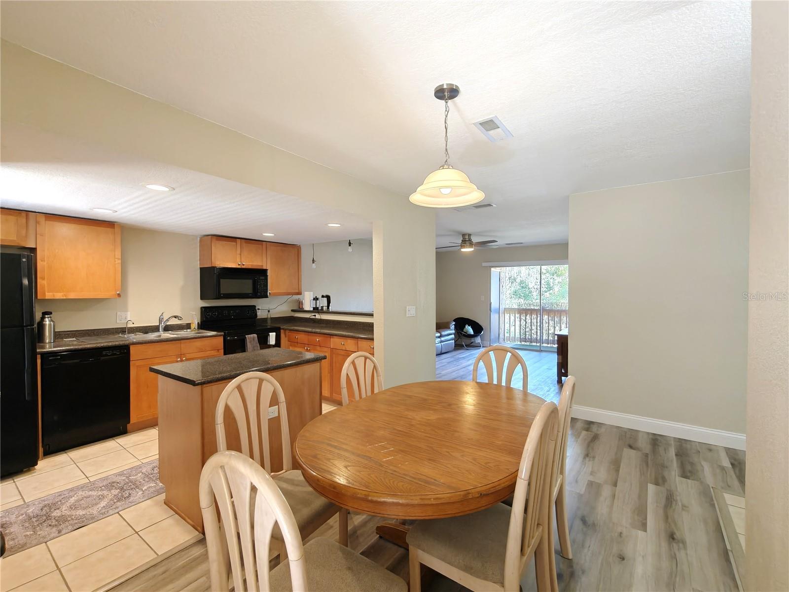 1810 NW 23RD BLVD #165, GAINESVILLE, FL — photo 11