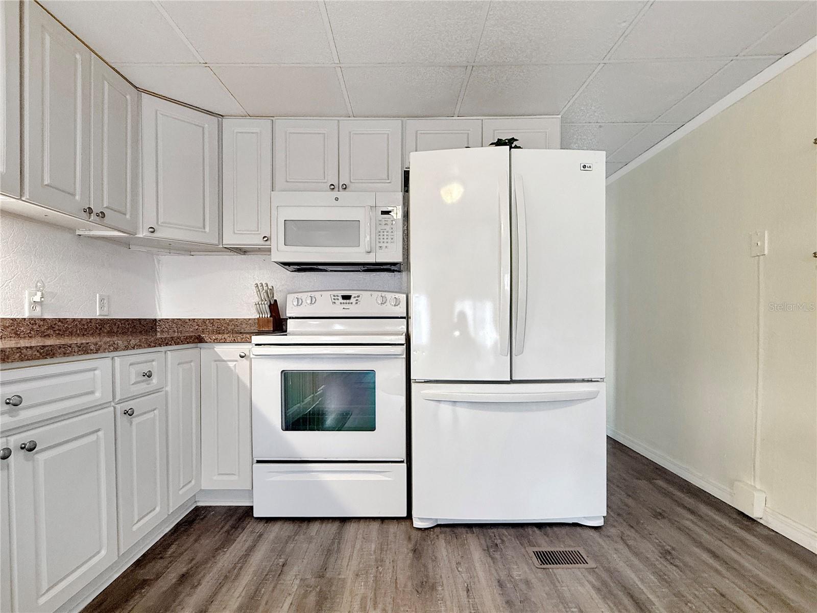 5559 HOLIDAY PARK BLVD, NORTH PORT, FL — photo 10
