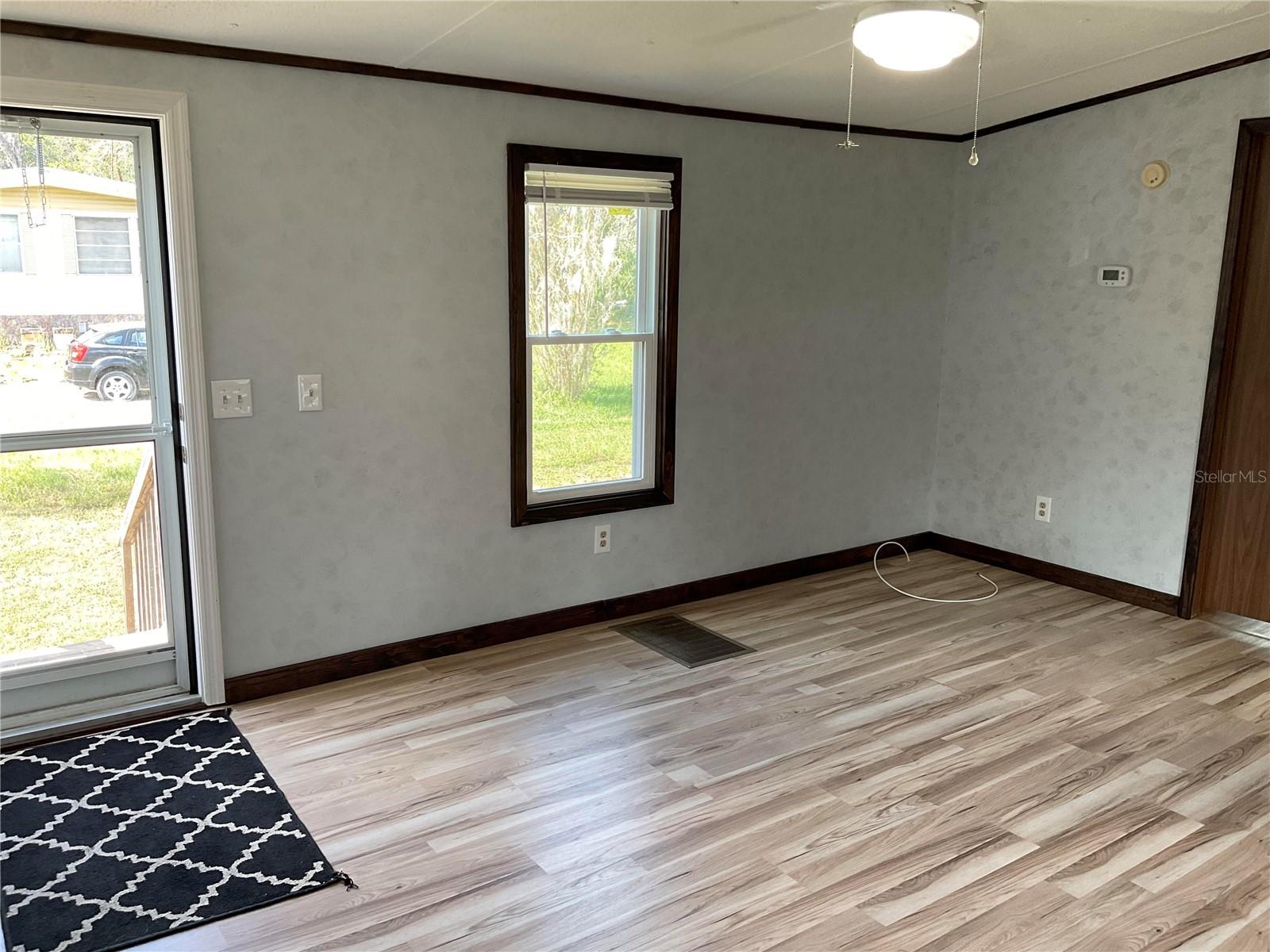 18057 SE 20TH PL, SILVER SPRINGS, FL — photo 2