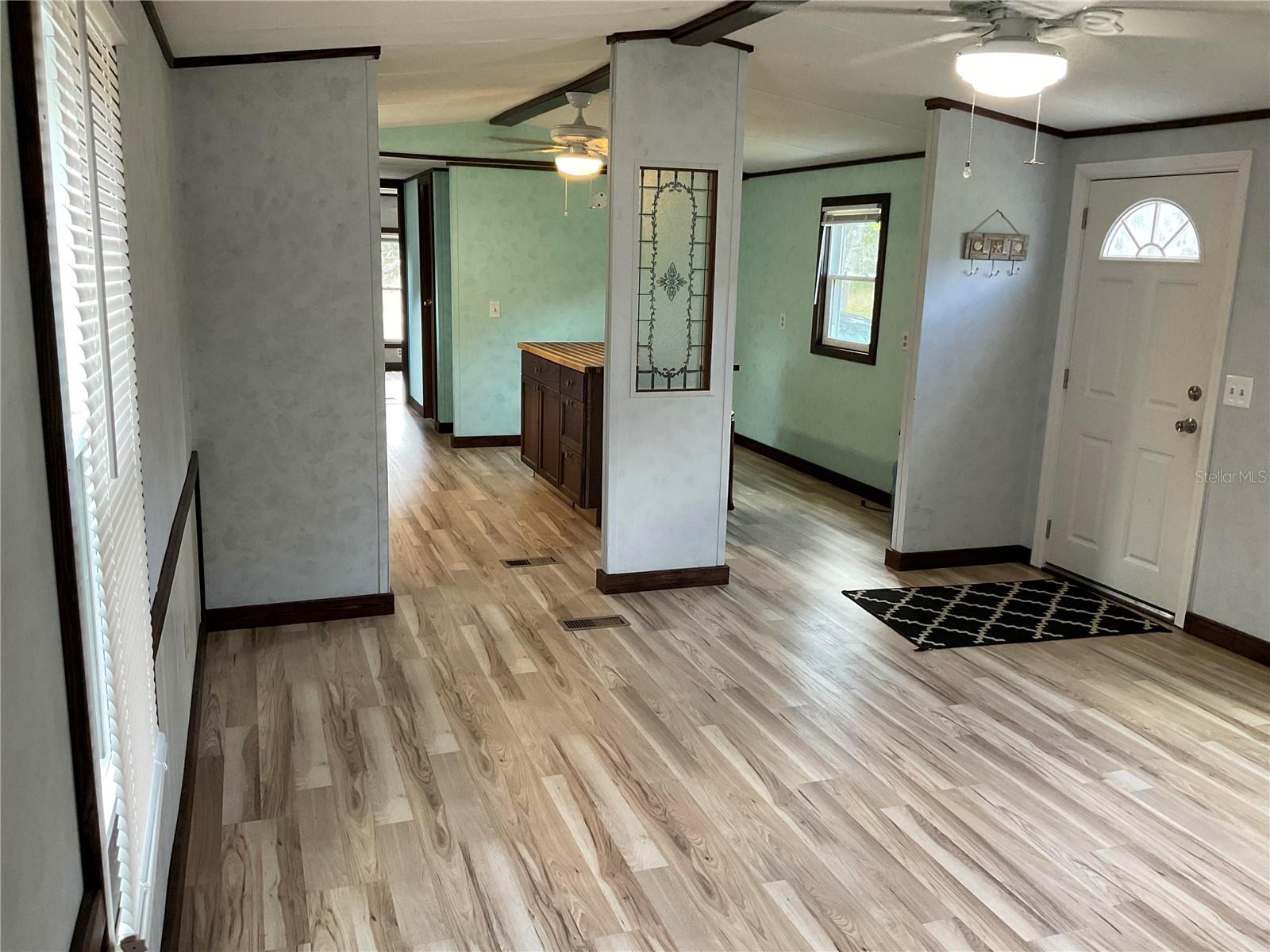 18057 SE 20TH PL, SILVER SPRINGS, FL — photo 3
