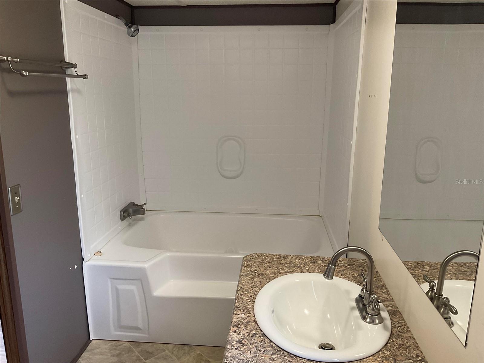18057 SE 20TH PL, SILVER SPRINGS, FL — photo 11