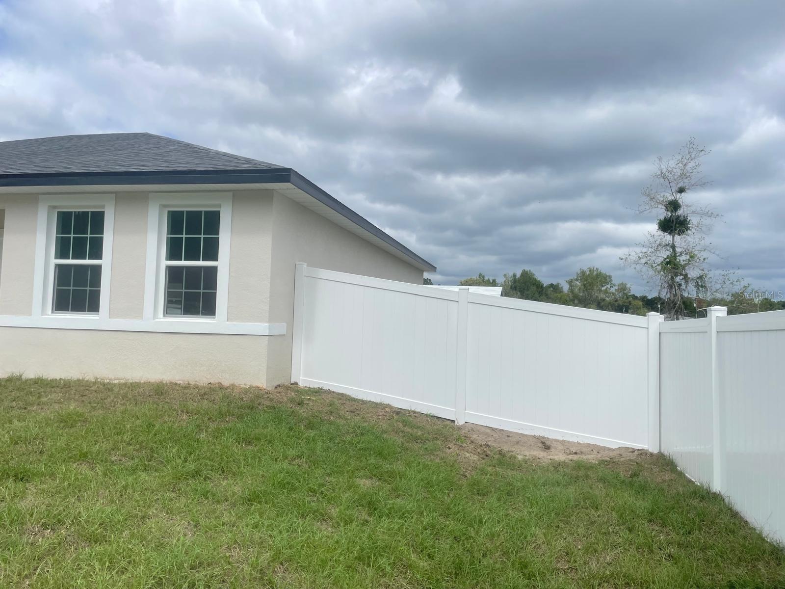 723 MARION OAK TRL, OCALA, FL — photo 3