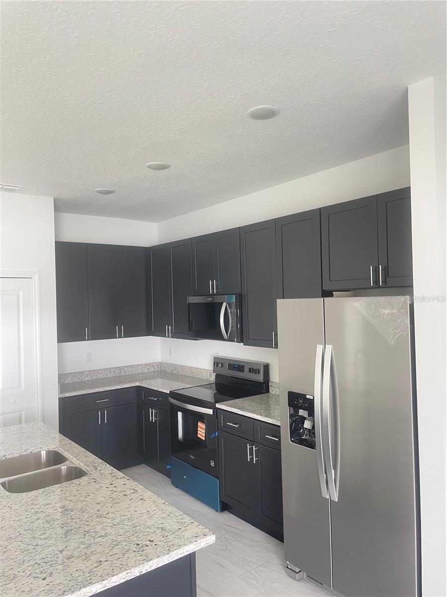 723 MARION OAK TRL, OCALA, FL — photo 8