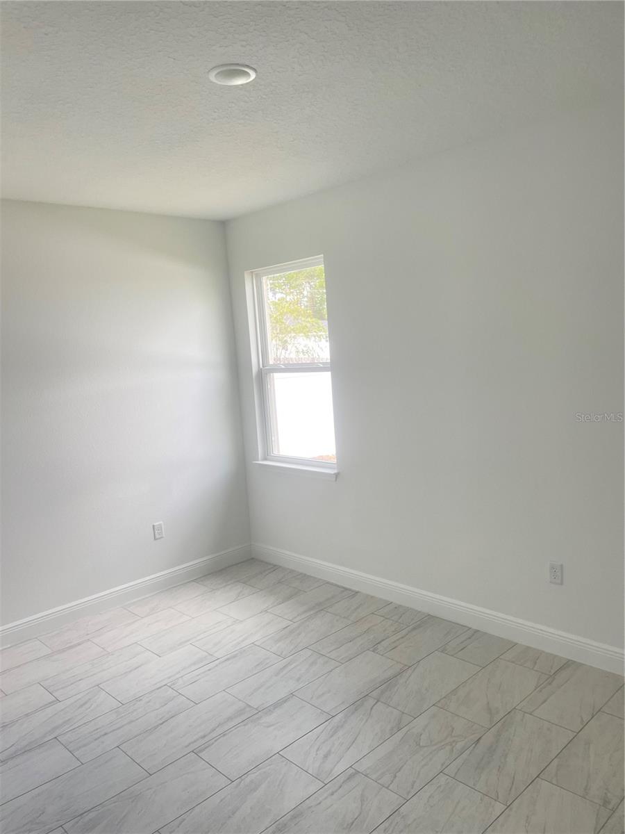 723 MARION OAK TRL, OCALA, FL — photo 9