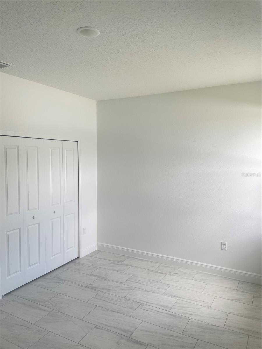 723 MARION OAK TRL, OCALA, FL — photo 10