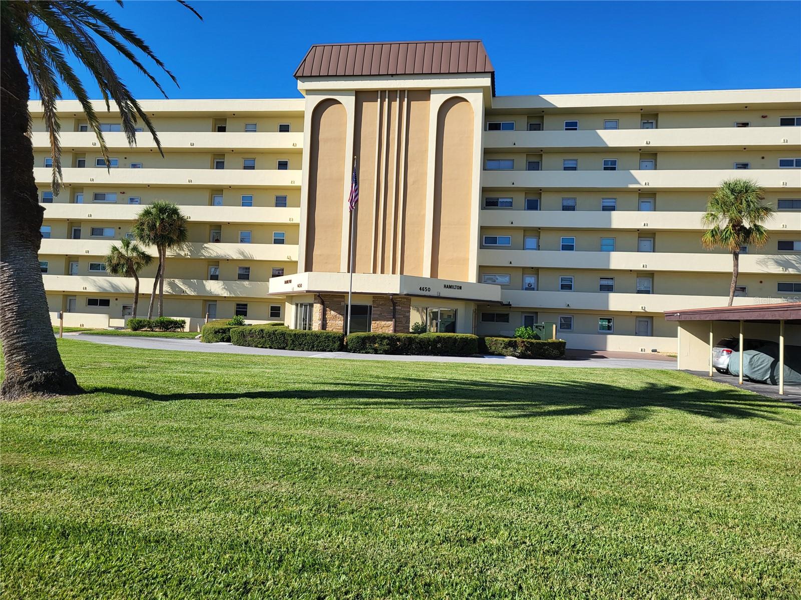 4650 COVE CIR #611, ST PETERSBURG, FL