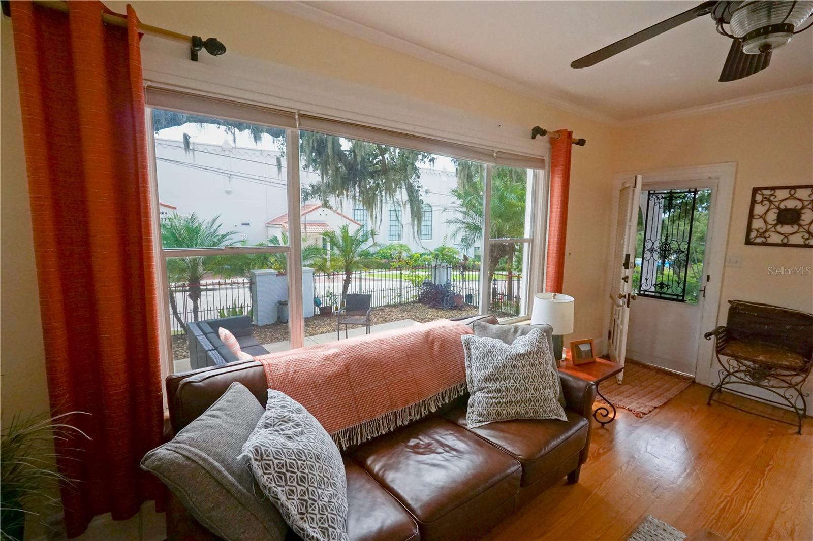 229 E 6TH AVE, MOUNT DORA, FL — photo 17