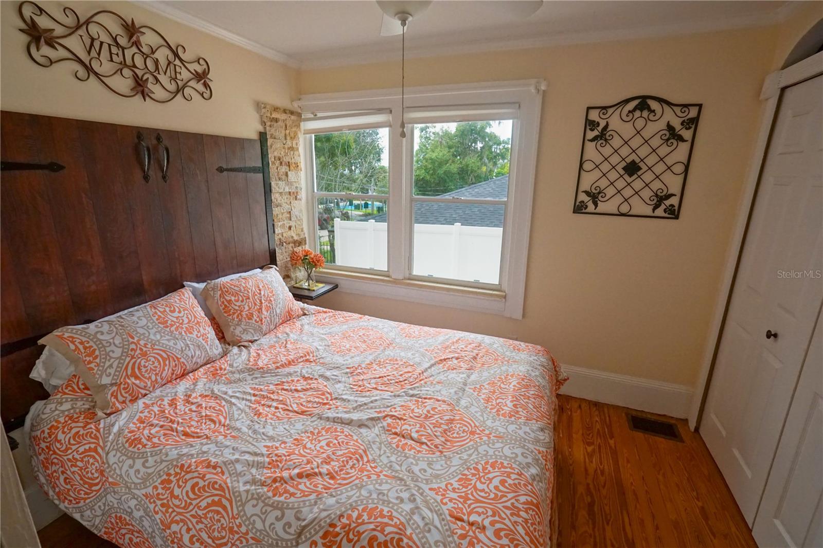229 E 6TH AVE, MOUNT DORA, FL — photo 44