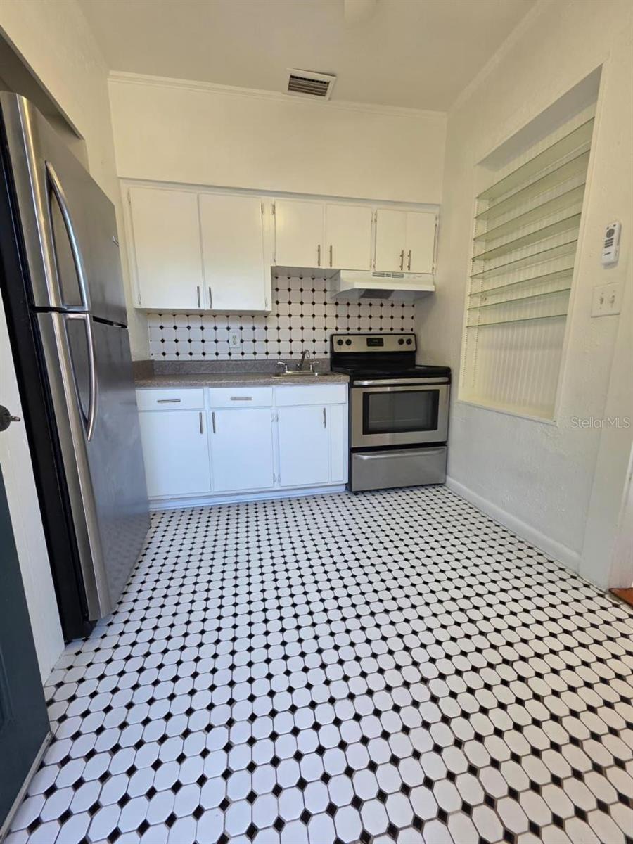 1604 N OSCEOLA AVE, CLEARWATER, FL — photo 50