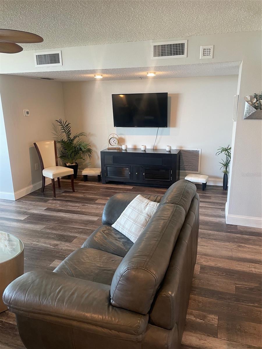 690 ISLAND WAY #1112, CLEARWATER BEACH, FL — photo 6