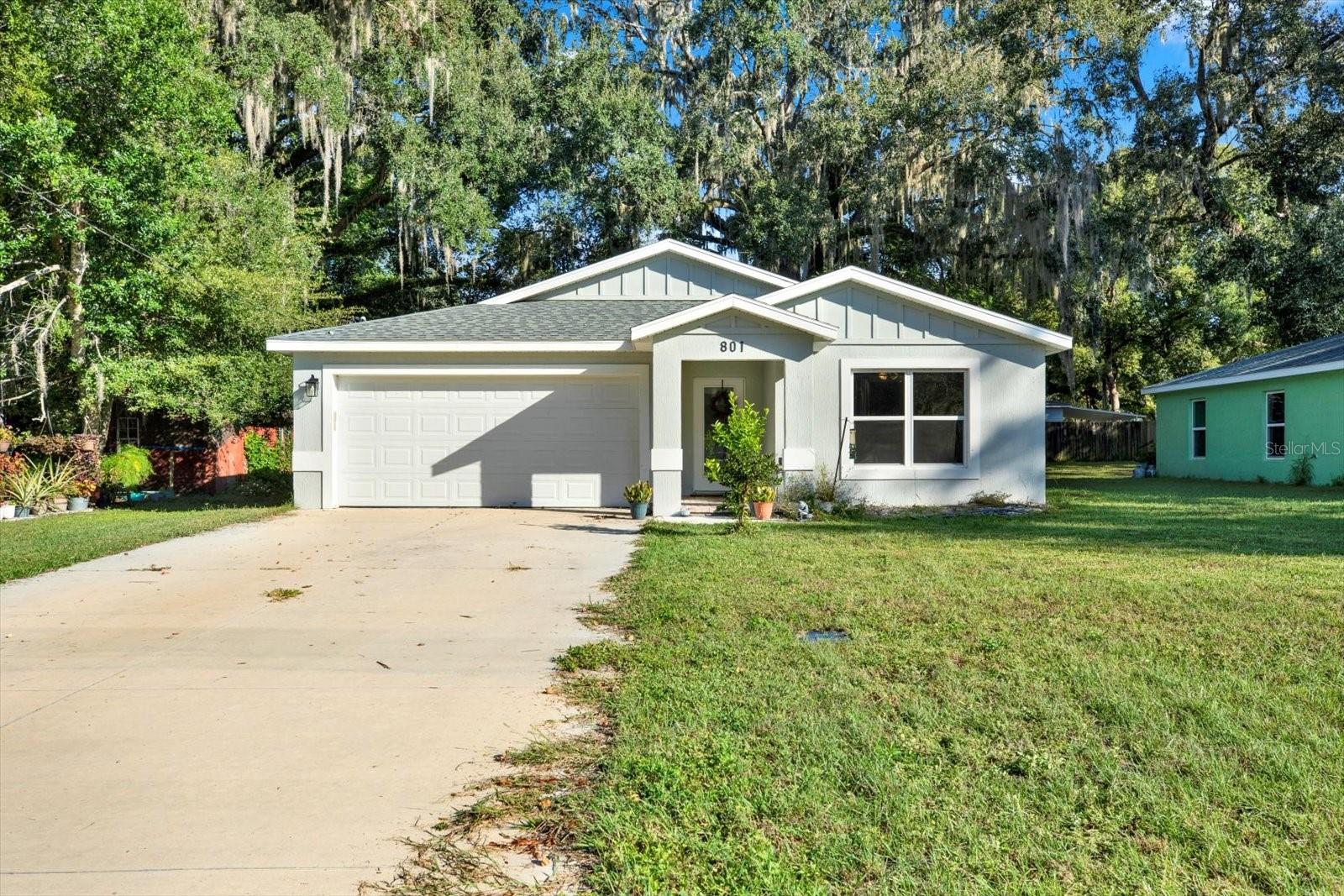 801 OSCEOLA AVE, WILDWOOD, FL