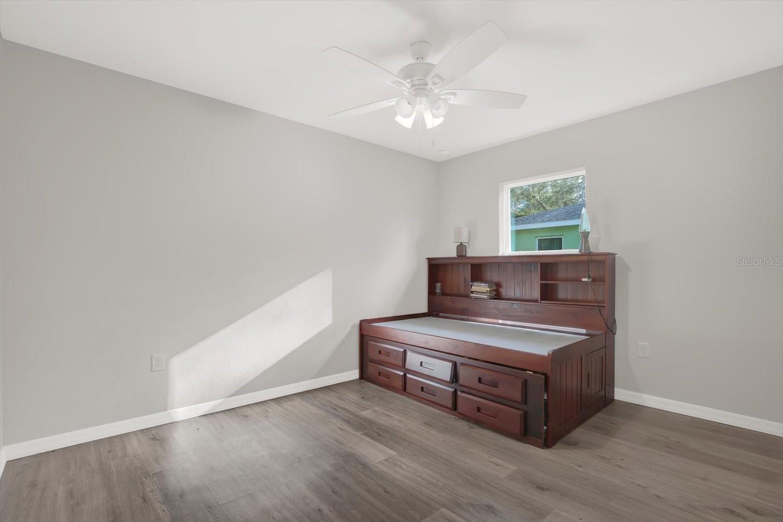 801 OSCEOLA AVE, WILDWOOD, FL — photo 4