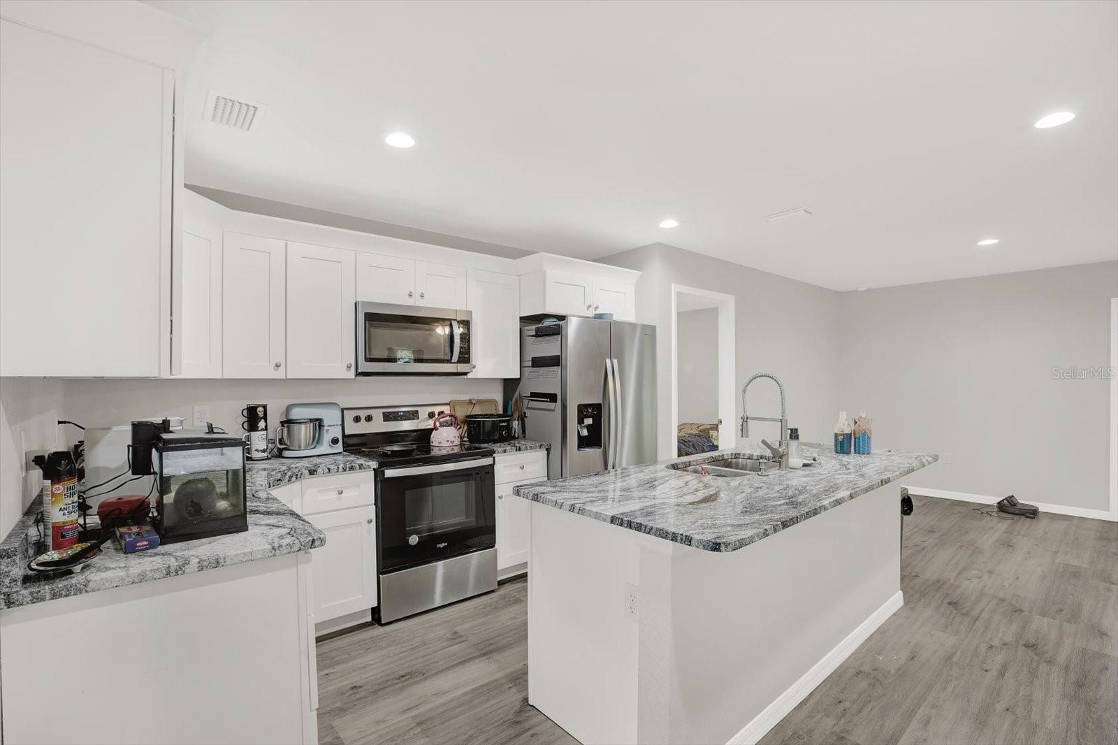 801 OSCEOLA AVE, WILDWOOD, FL — photo 10