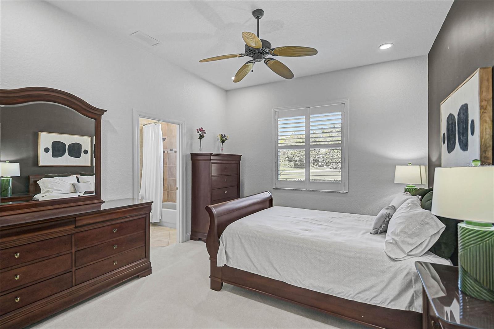 538 DOVE POINTE DR, OSPREY, FL — photo 32