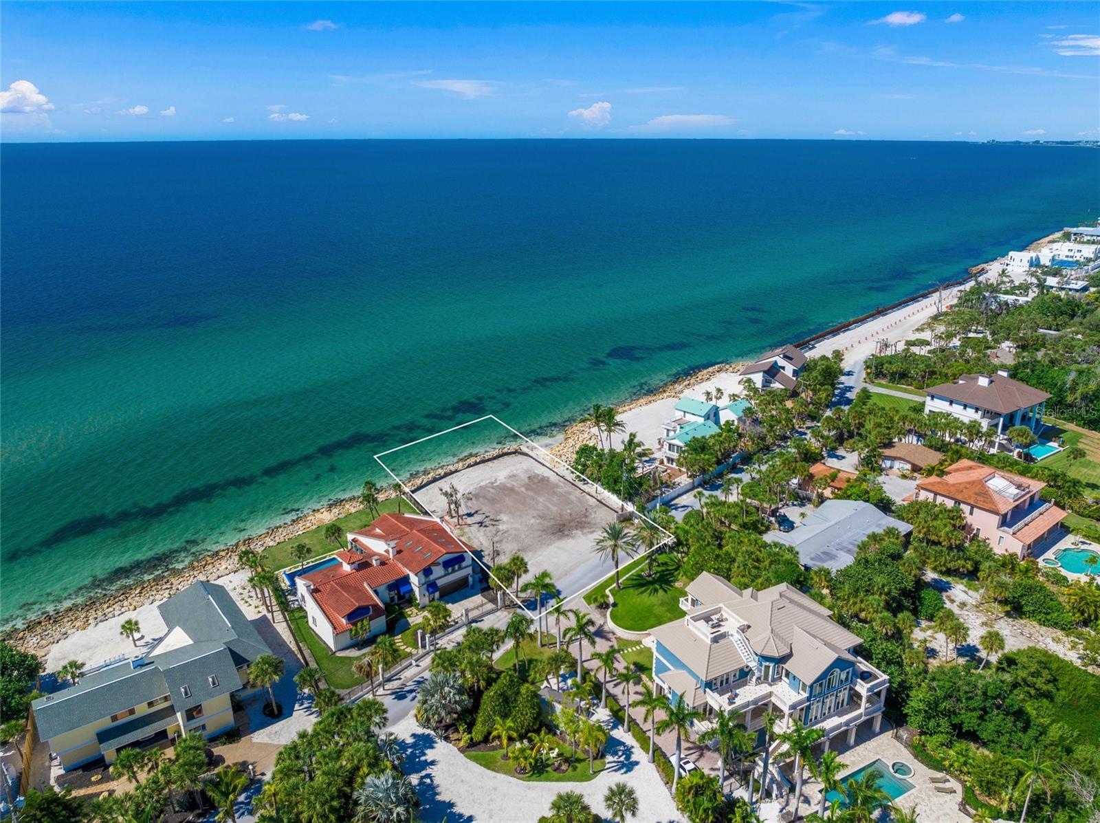 141 N CASEY KEY RD, OSPREY, FL