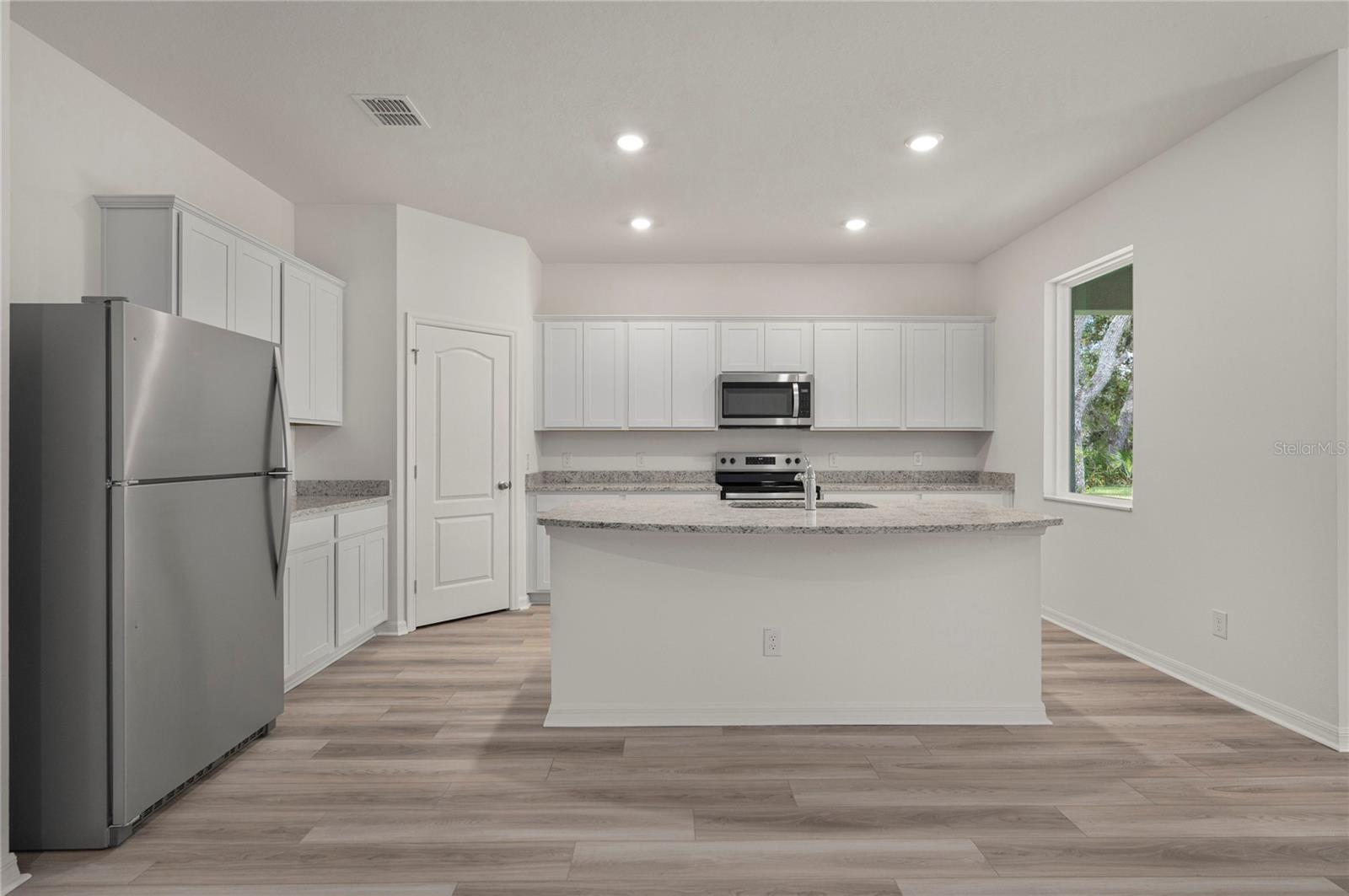 322 BOWFIN CT, POINCIANA, FL — photo 2