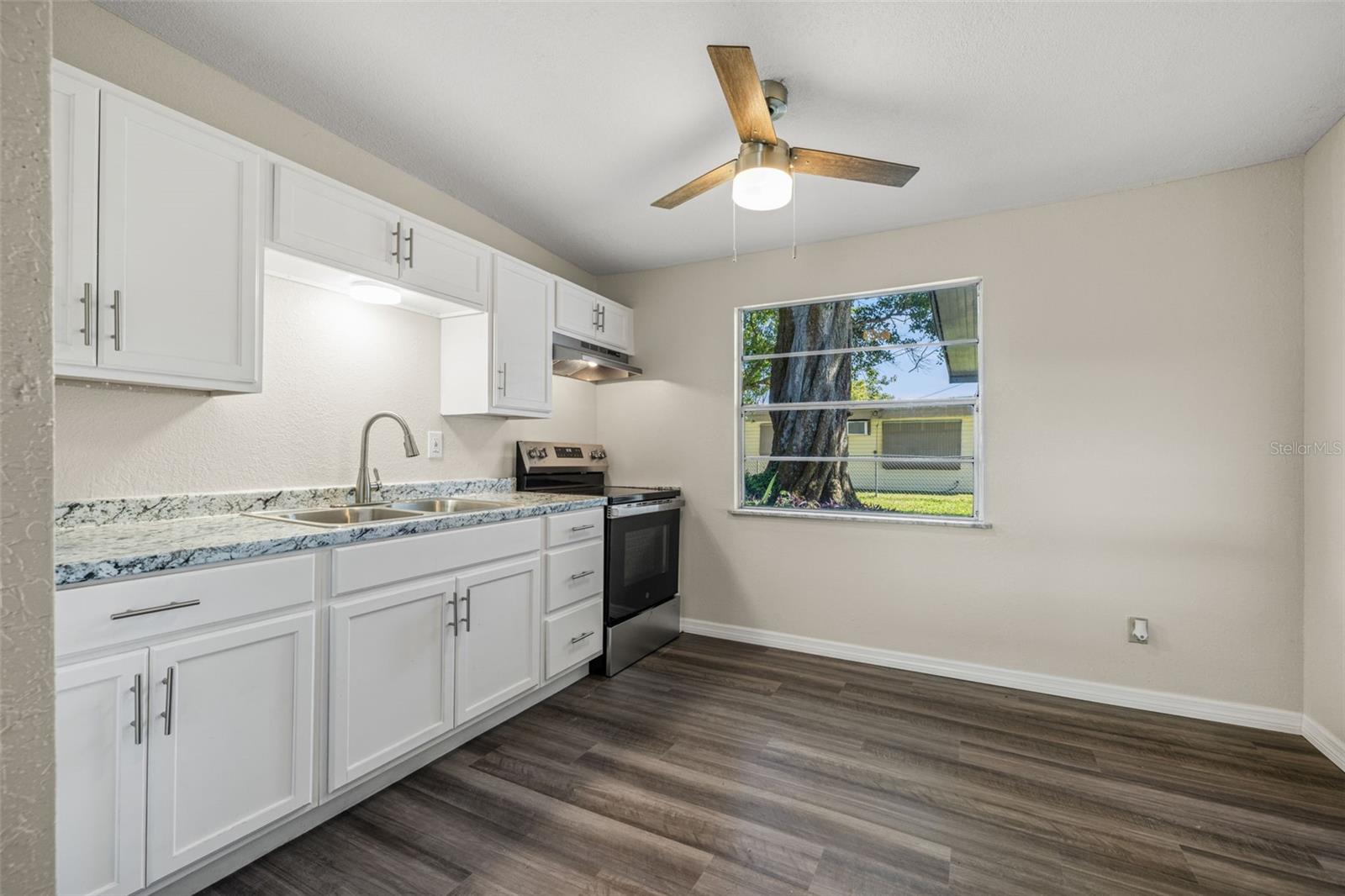 39019 HEATH DR, ZEPHYRHILLS, FL — photo 11