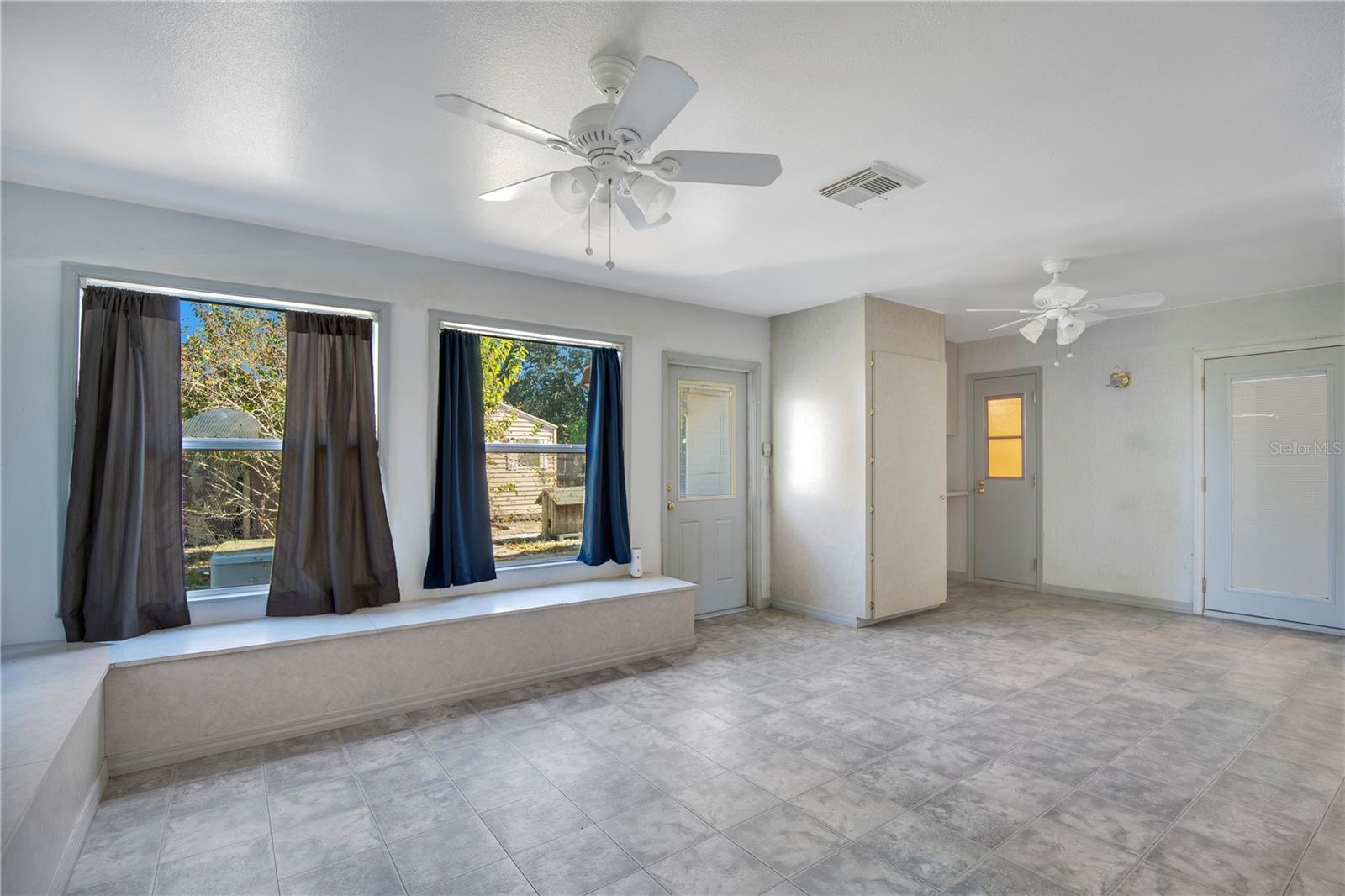 6019 LONG PEAK DR, ORLANDO, FL — photo 2