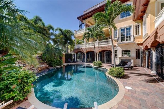 829 BRUCE AVE, CLEARWATER BEACH, FL — photo 21