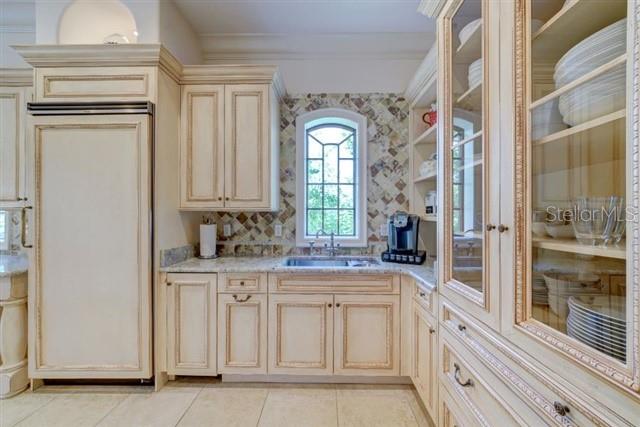 829 BRUCE AVE, CLEARWATER BEACH, FL — photo 9