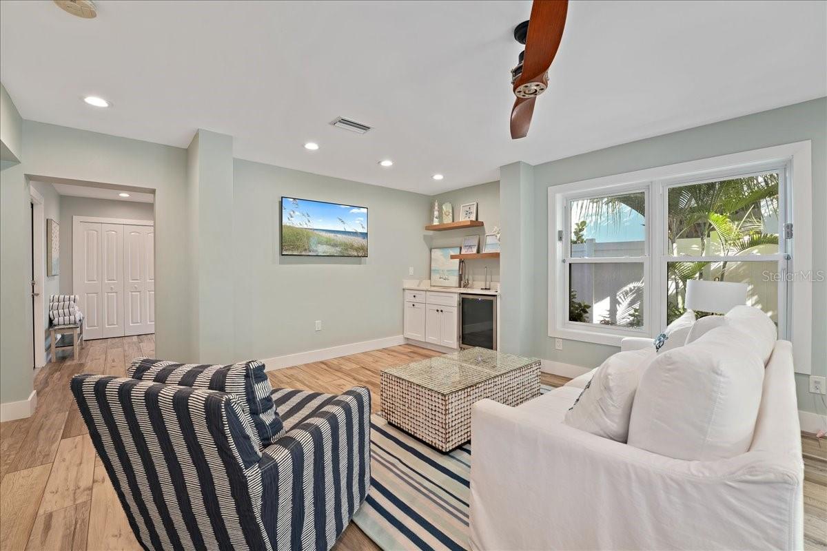 111 CEDAR AVE, ANNA MARIA, FL — photo 8