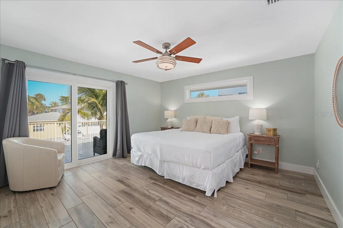 111 CEDAR AVE, ANNA MARIA, FL — photo 34