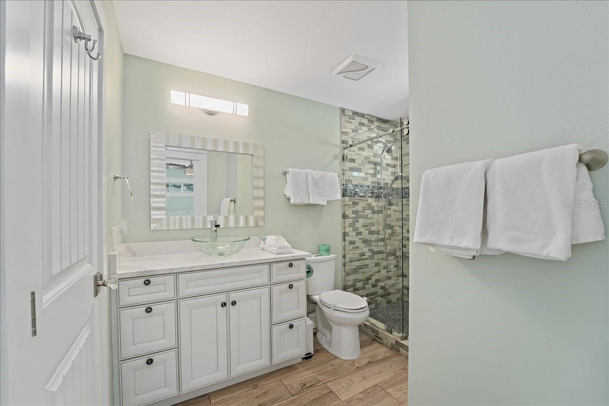 111 CEDAR AVE, ANNA MARIA, FL — photo 36