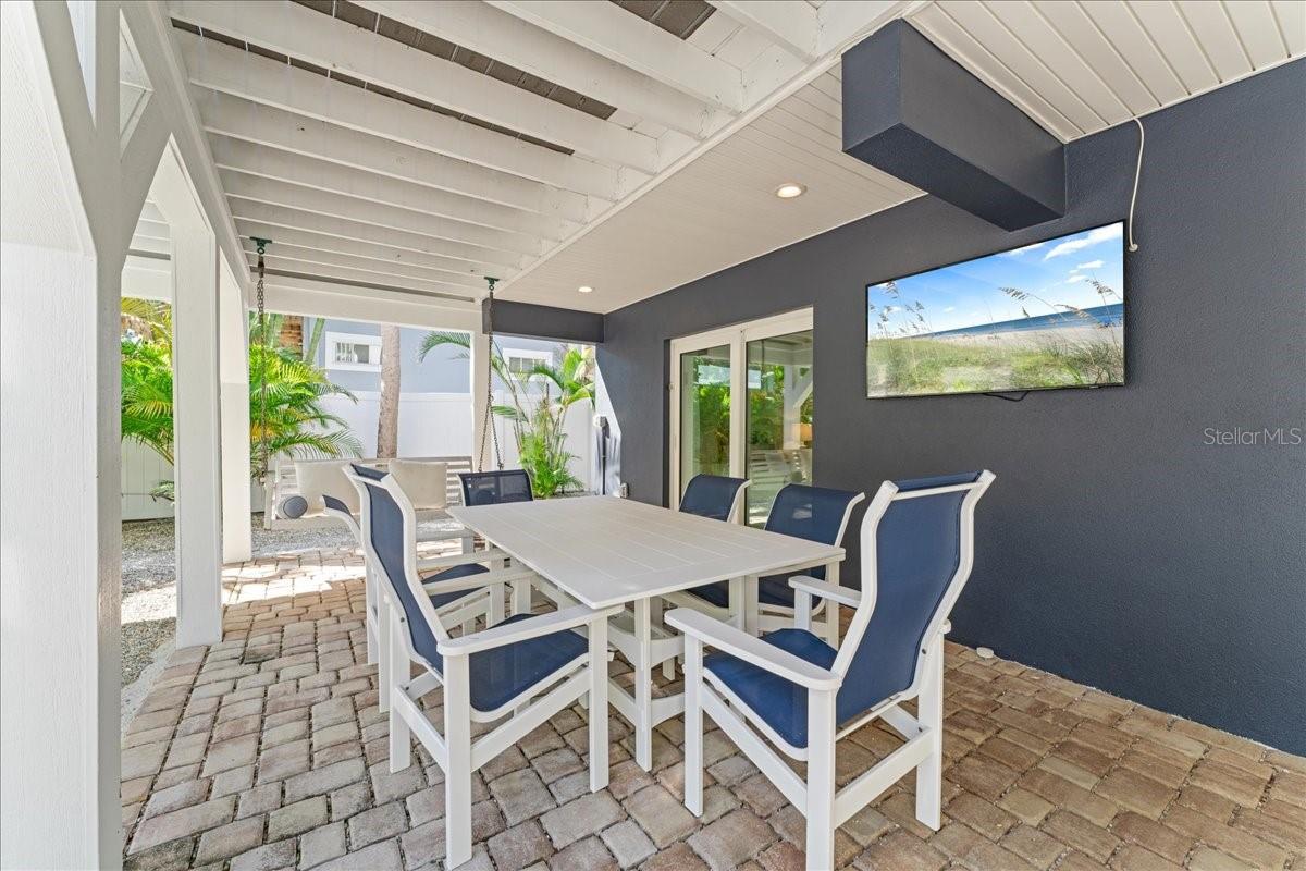 111 CEDAR AVE, ANNA MARIA, FL — photo 39