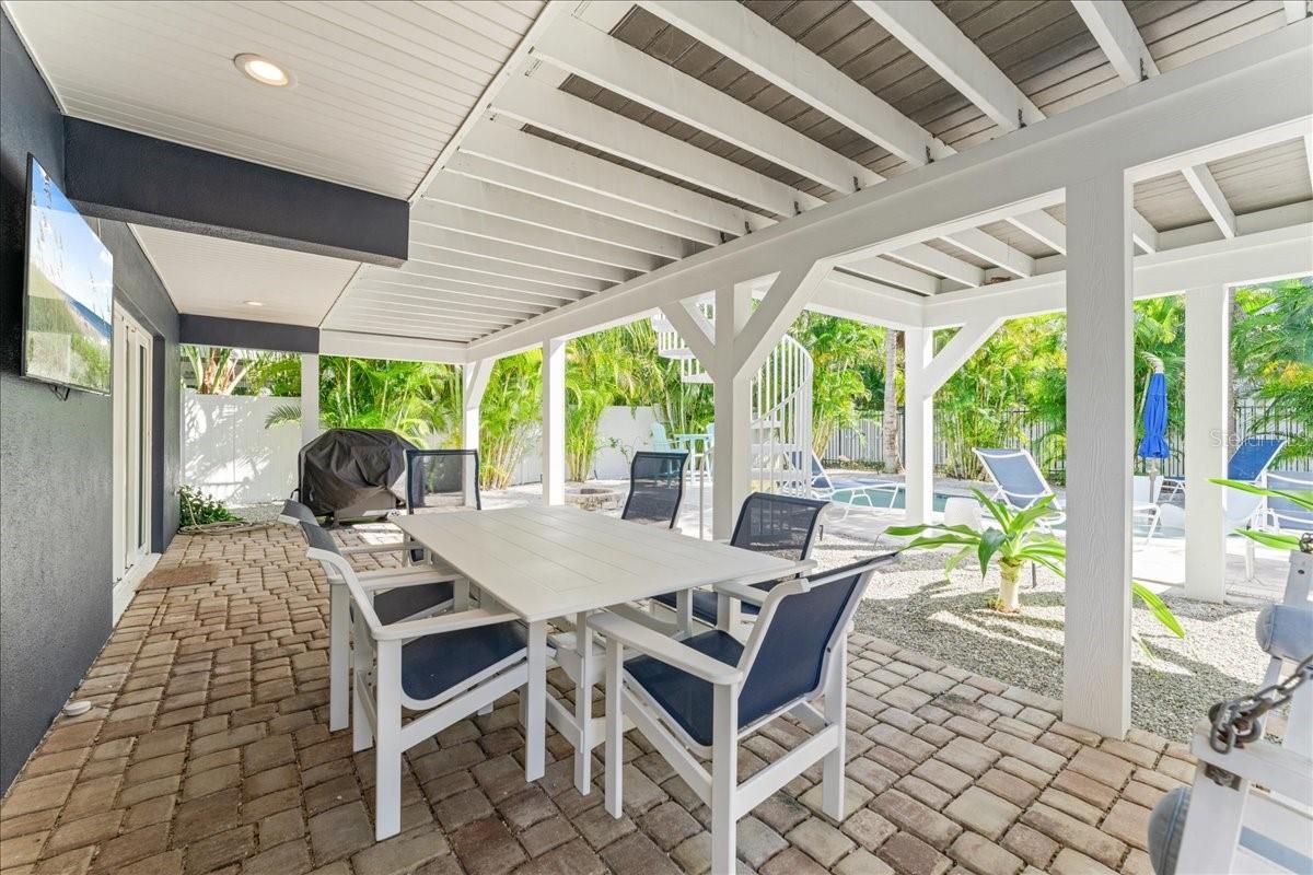 111 CEDAR AVE, ANNA MARIA, FL — photo 46