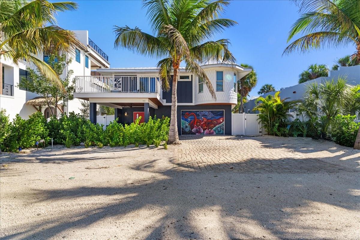 111 CEDAR AVE, ANNA MARIA, FL