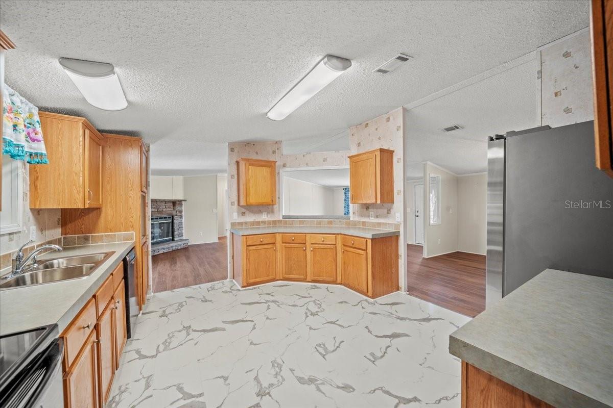 101 EDGEWOOD BLVD, LAKE WALES, FL — photo 8