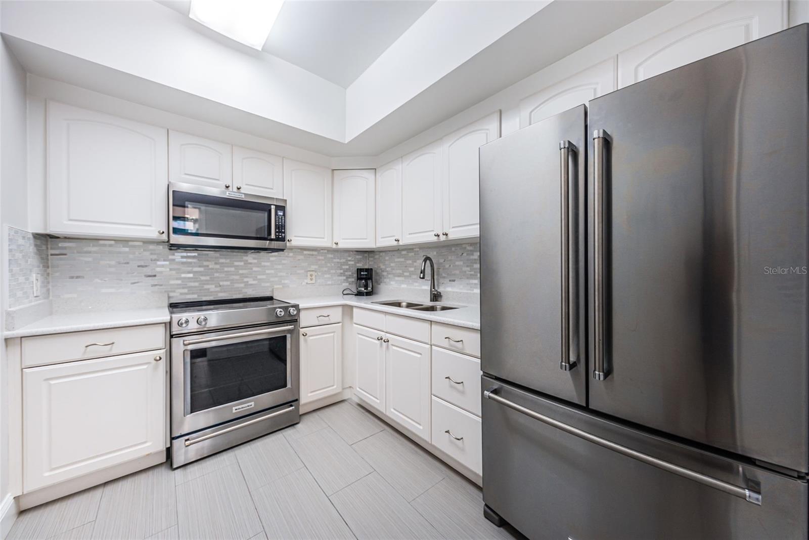 1520 GULF BLVD #1101, CLEARWATER BEACH, FL — photo 81