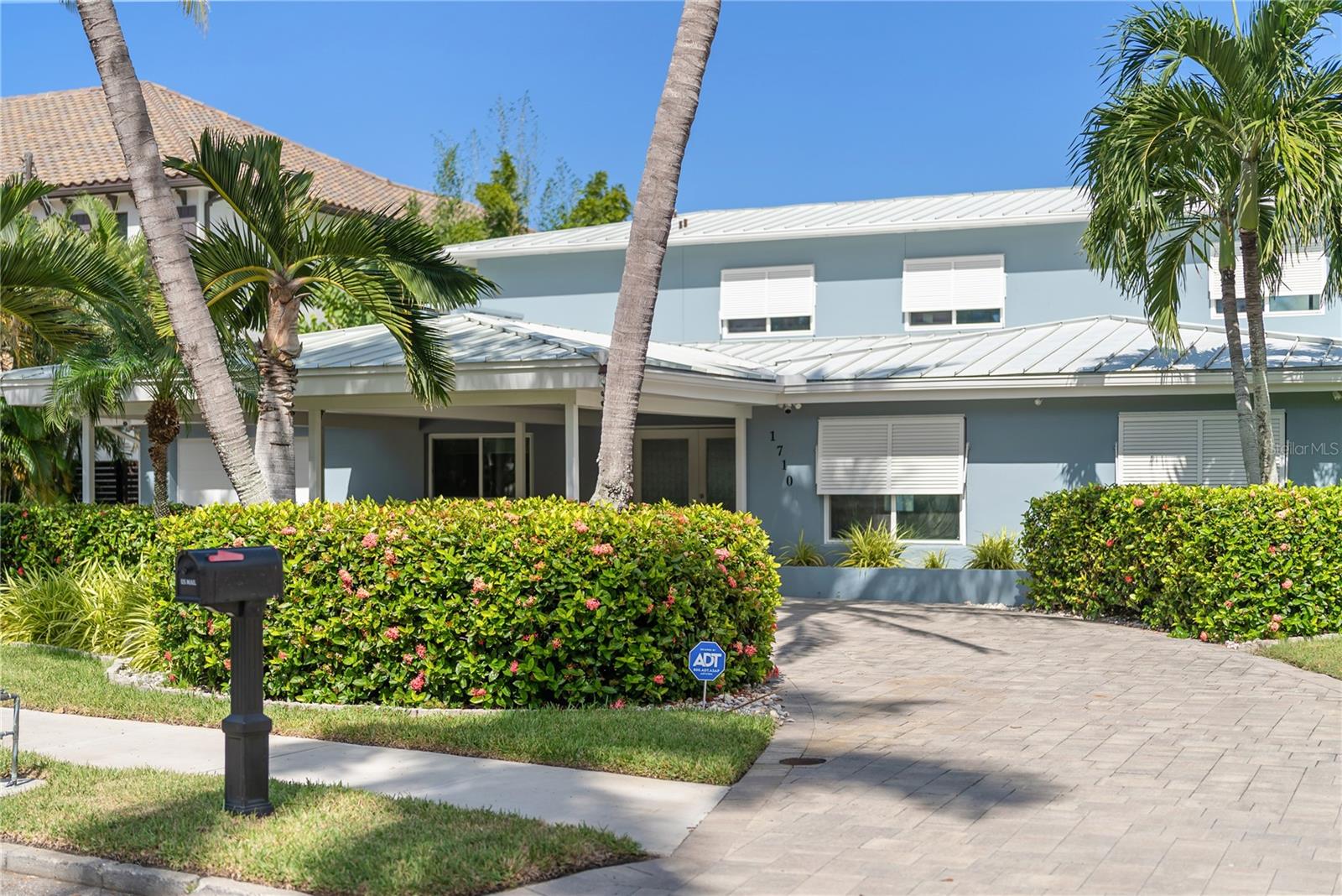 1710 POINT PLEASANT AVE W, BRADENTON, FL