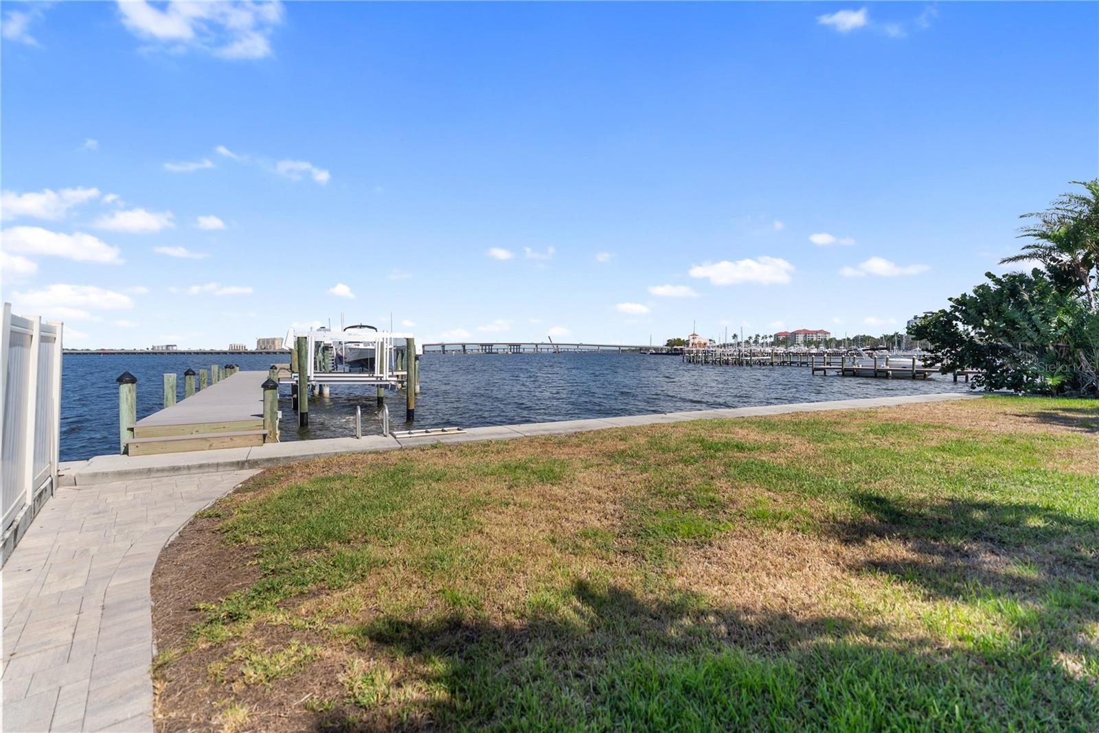 1710 POINT PLEASANT AVE W, BRADENTON, FL — photo 7