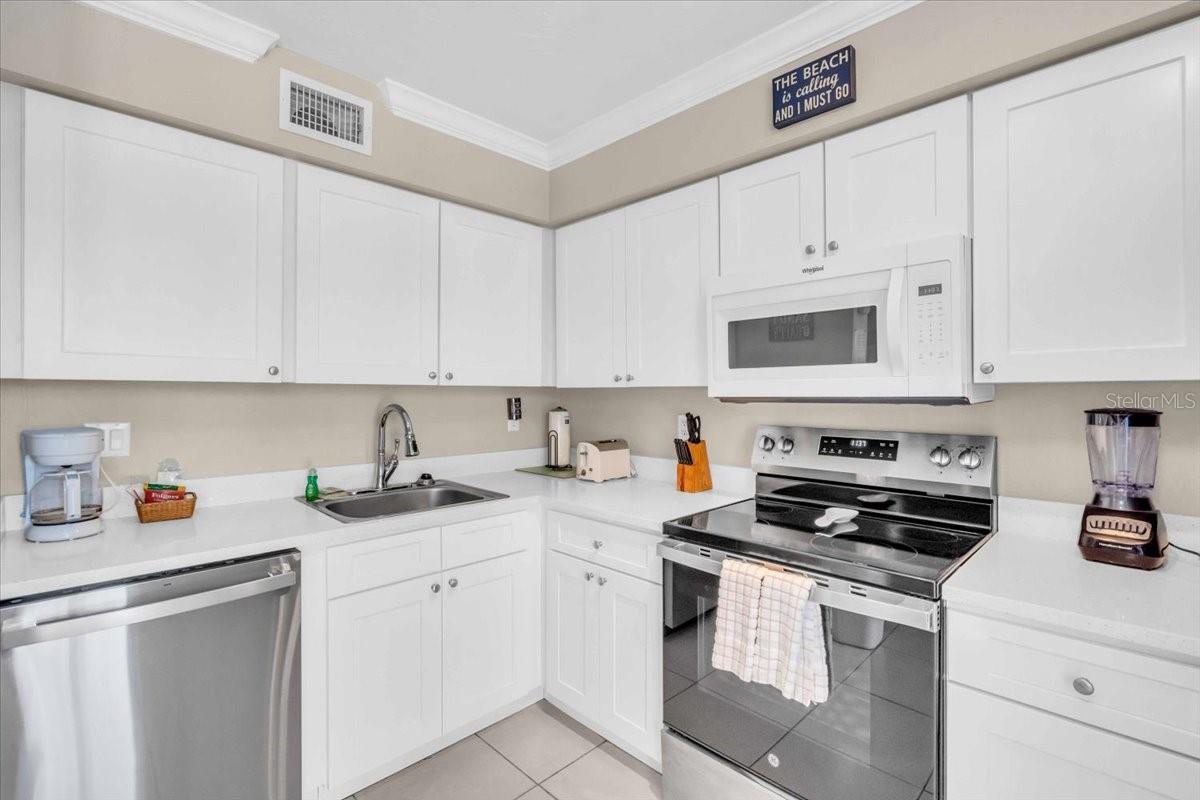 5841 GULF OF MEXICO DR #244, LONGBOAT KEY, FL — photo 15
