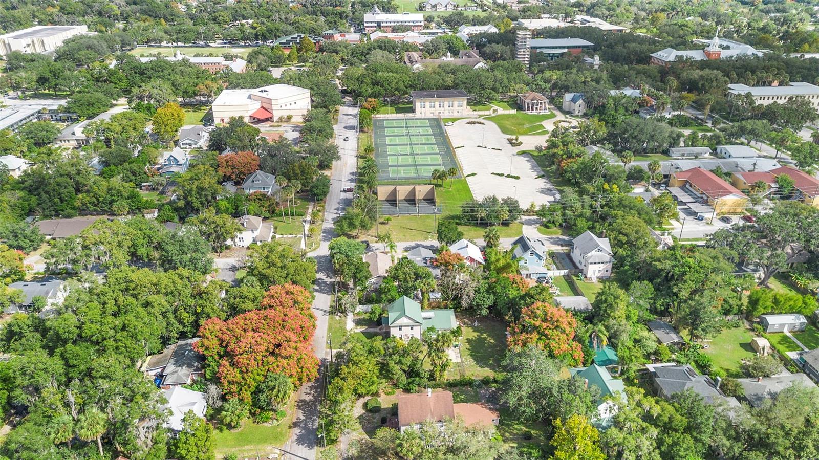 210 W UNIVERSITY AVE, DELAND, FL — photo 32