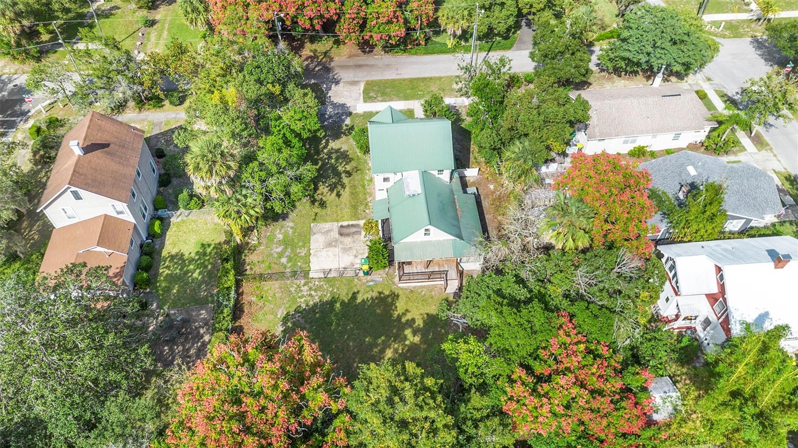 210 W UNIVERSITY AVE, DELAND, FL — photo 34