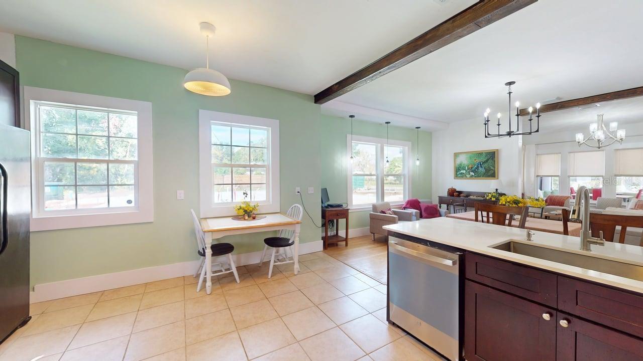 2010 S MAPLE AVE, SANFORD, FL — photo 24