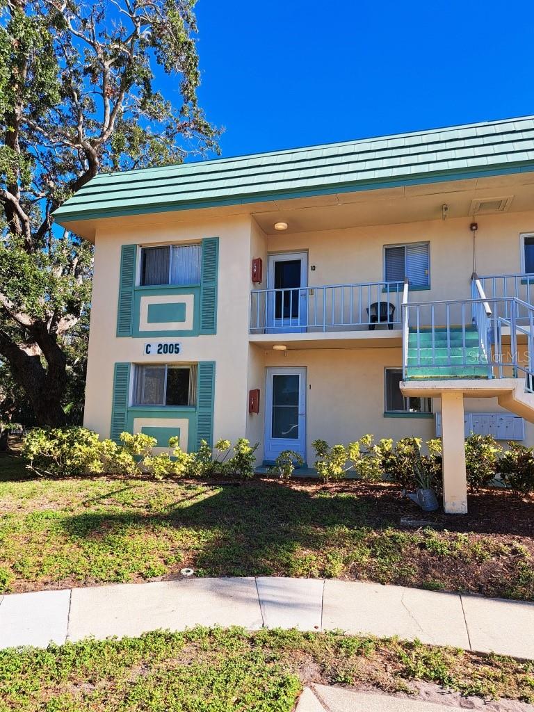 2005 GREENBRIAR BLVD #1, CLEARWATER, FL — photo 2