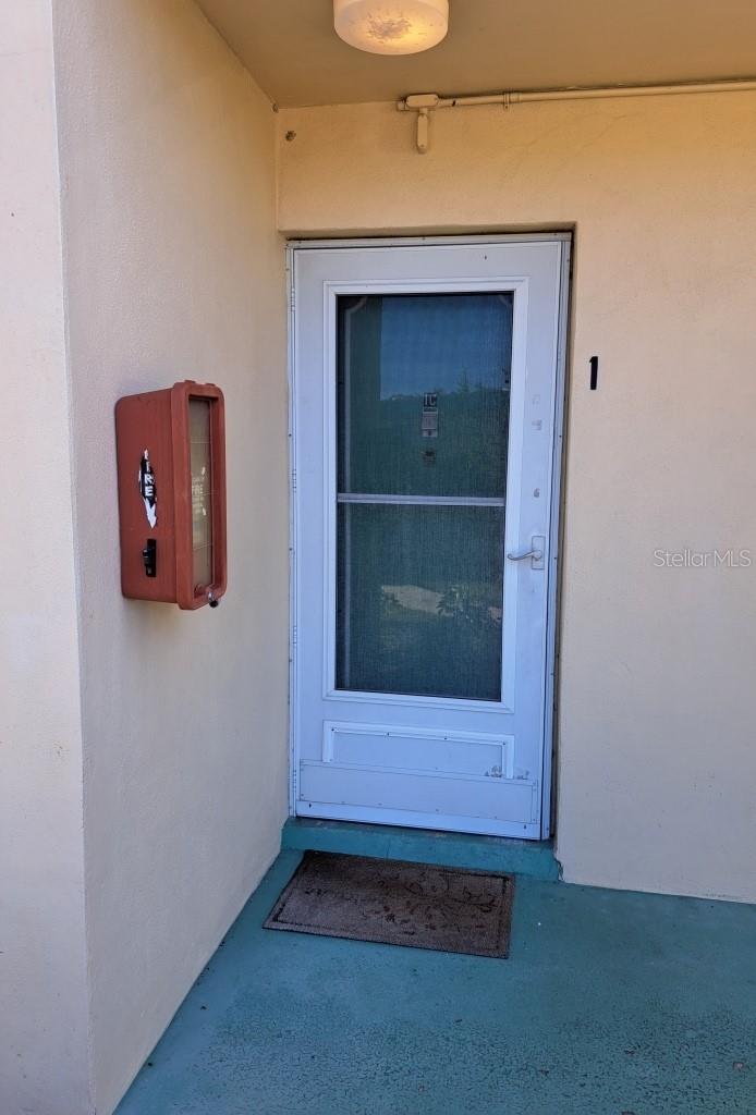 2005 GREENBRIAR BLVD #1, CLEARWATER, FL — photo 3