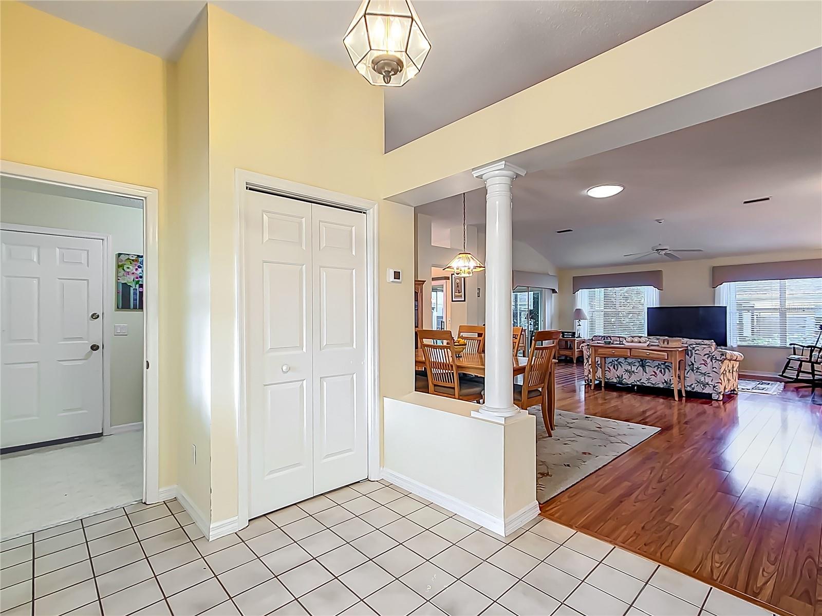 208 DESOTA CT, LADY LAKE, FL — photo 8