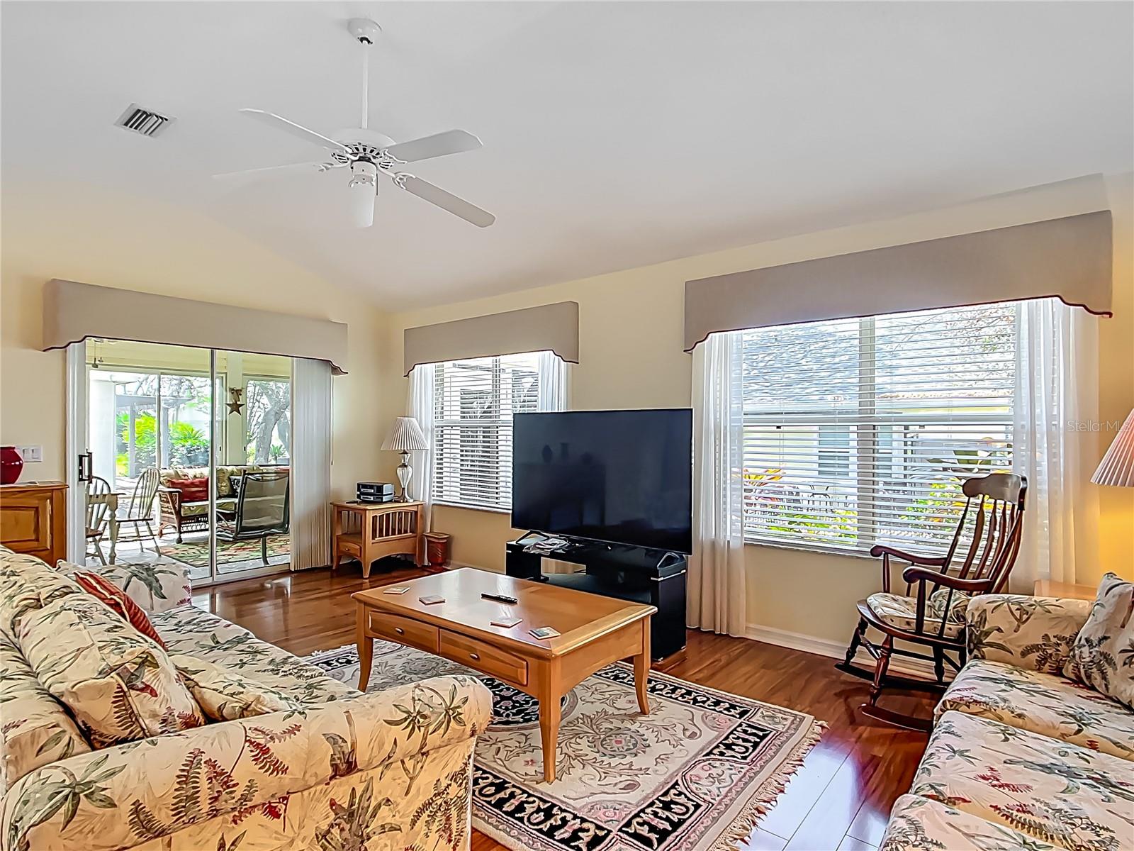 208 DESOTA CT, LADY LAKE, FL — photo 18