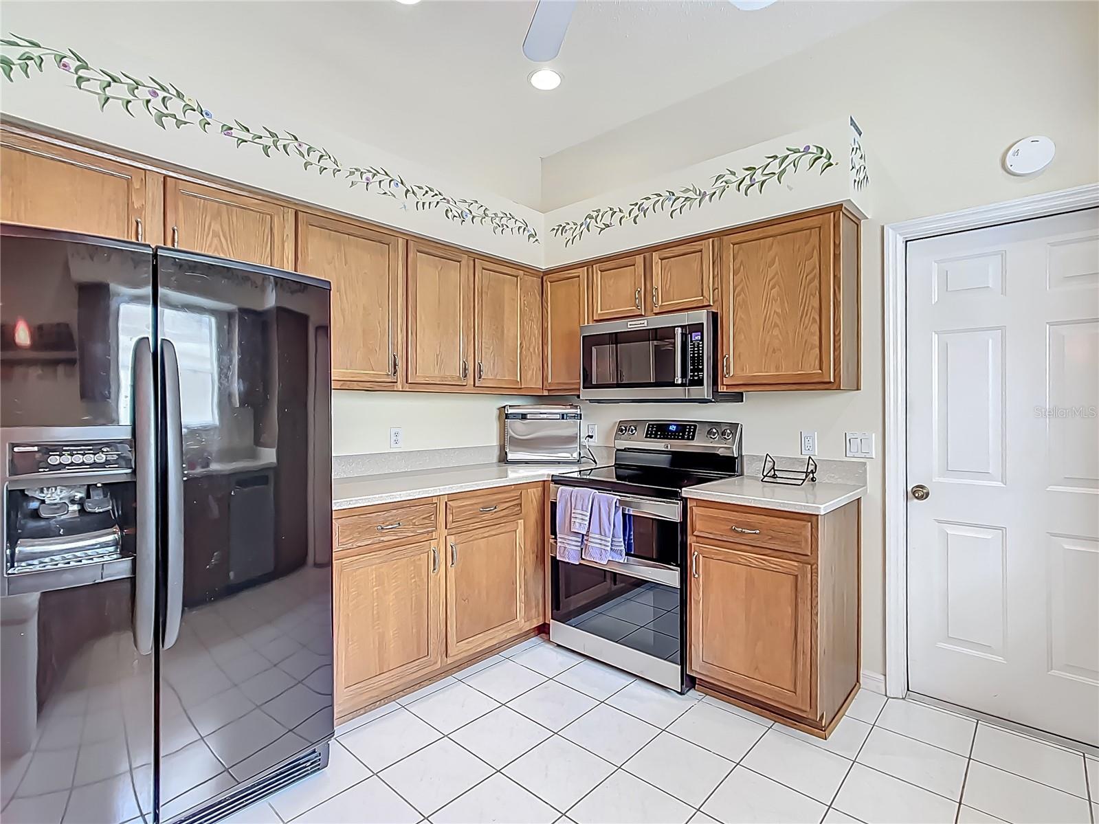 208 DESOTA CT, LADY LAKE, FL — photo 22