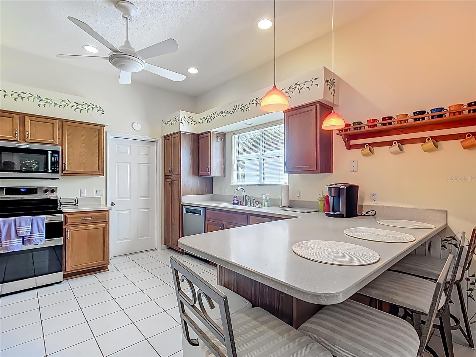 208 DESOTA CT, LADY LAKE, FL — photo 26