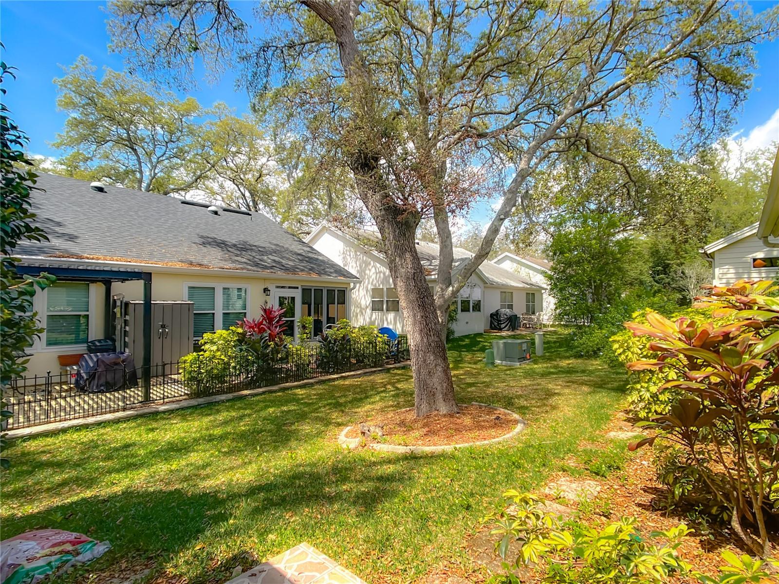 208 DESOTA CT, LADY LAKE, FL — photo 56