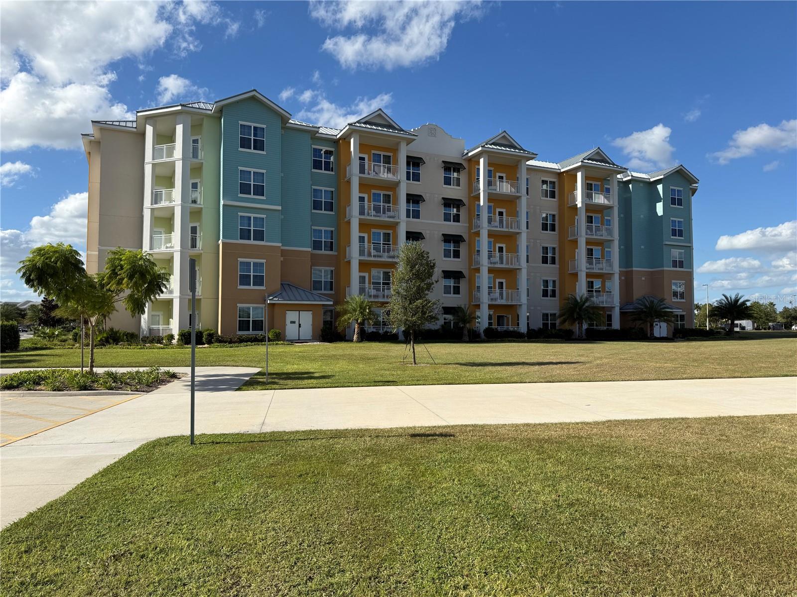 3151 SUNSET WALK DR #212, KISSIMMEE, FL